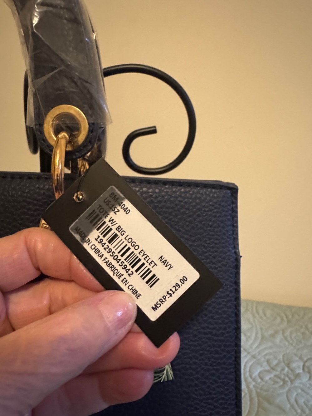 Badgley Mischka Navy Satchel Handbag with detachable crossbody straps - Picture 4 of 7